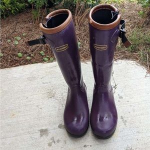 Insulated lacrosse boots